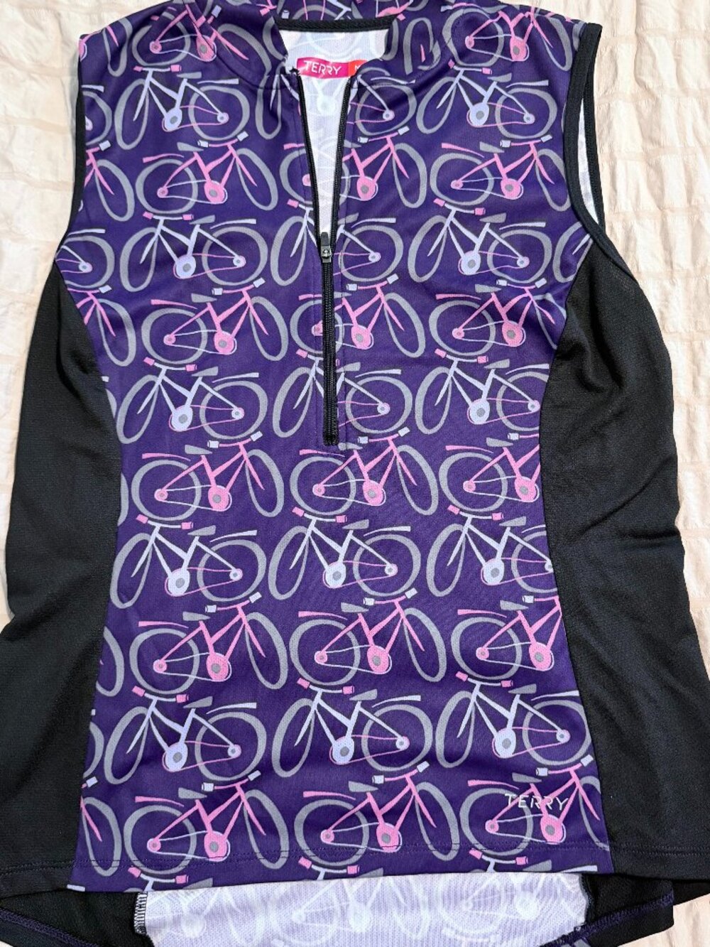 Terry Women’s Medium Purple Bicycle Print Sleeveless Cycling Jersey 1/2 Zip